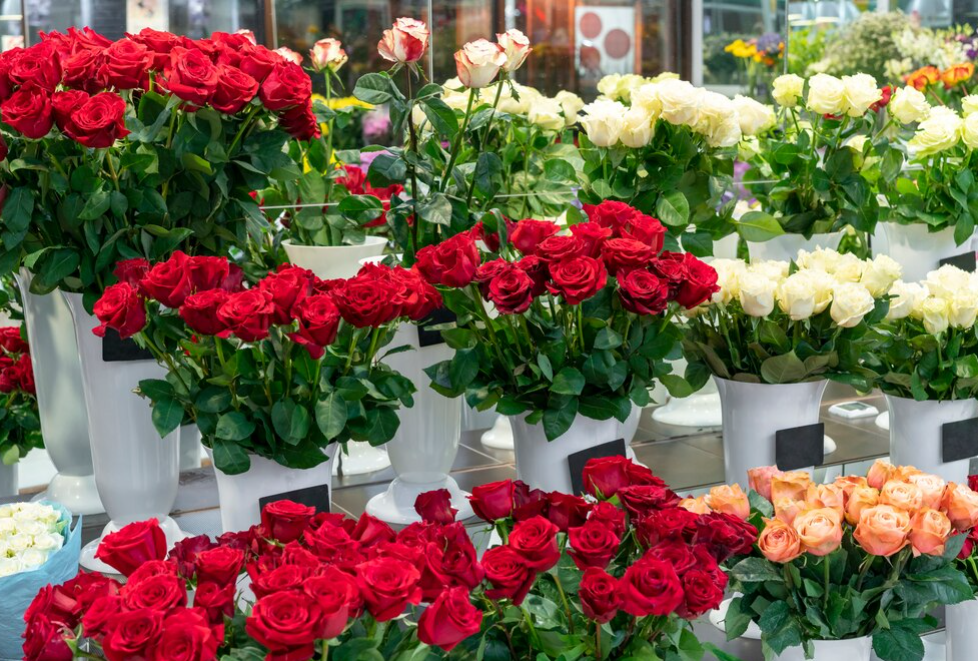 Предприниматели смогут открыть цветочные магазины на юге Москвы
